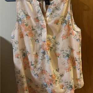 Women’s Cynthia Rowley Peach and Blue Floral Blouse Size Large